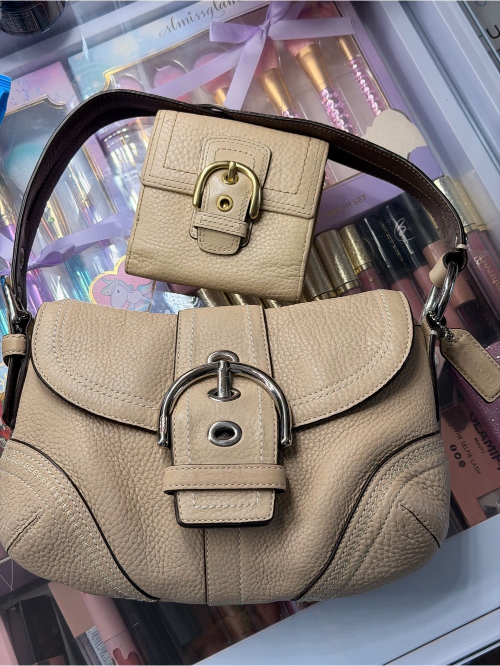 F10722 Vintage Soho Y2K Beige Leather Shoulder Bag w/Buckle & Coach Wallet